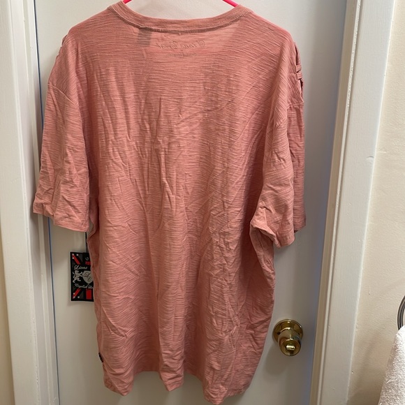 Lions Crest Tee - Picture 6 of 6